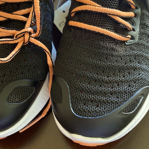 Adidas  Running Shoe - Picture 7 of 9